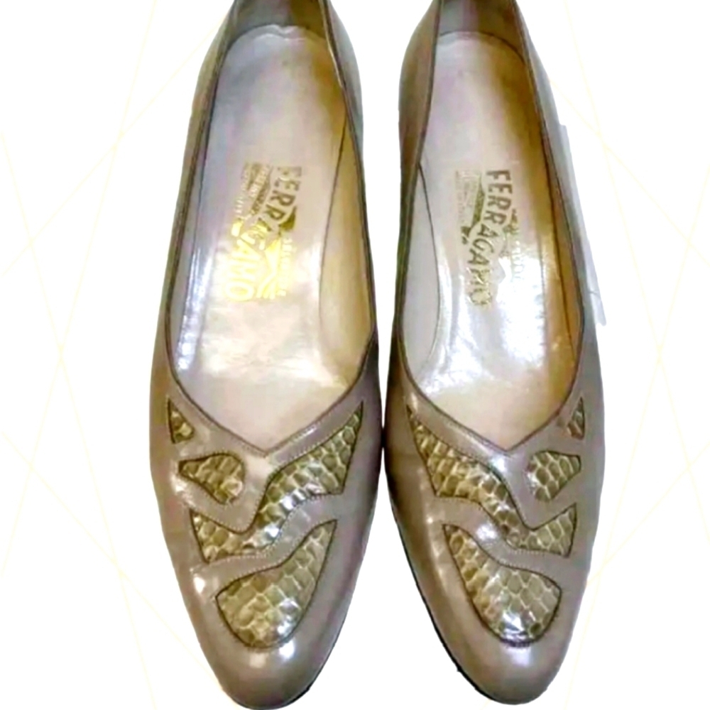 Salvatore Ferragamo Women's Beige Leather Shoes 10 AA Width